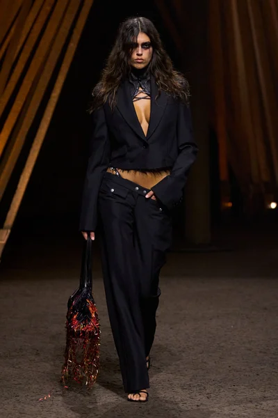 Look 42